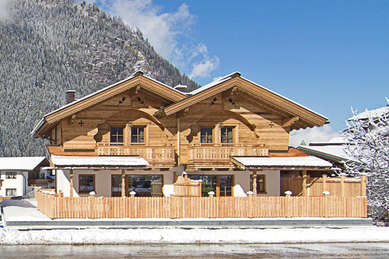 Alpenchalet Bruecke Mayrhofen Quarto foto